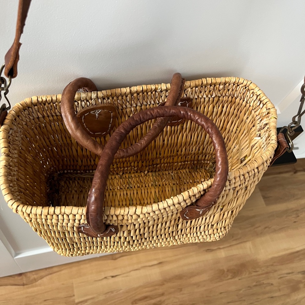 Monday Swimwear Natural Woven Tote with Brown Accents - Picture 4 of 4
